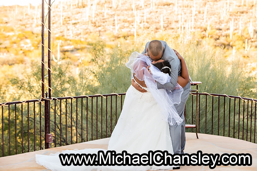 Saguaro Buttes wedding kiss photo